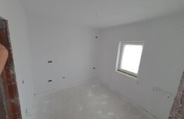 Casa tip duplex 3 dormitoare Mosnita Noua