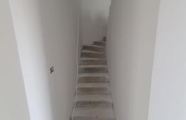 Casa tip duplex 3 dormitoare Mosnita Noua