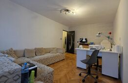 Apartament 3 camere, Decomandat, zona Soarelui