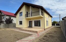Casa Indivuala de vanzare-5 camere-4 bai-toate utilitatile.