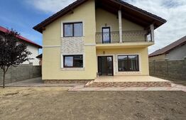 Casa Indivuala de vanzare-5 camere-4 bai-toate utilitatile.