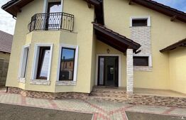 Casa Indivuala de vanzare-5 camere-4 bai-toate utilitatile.