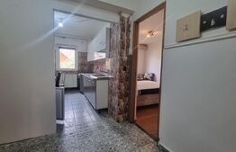 Apartament 3 camere, 56 mp, zona Lipovei