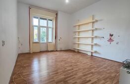 Cladire istorica, 175mp-5 camere, etaj 1, terasa si balcon, zona Iosefin-Sinaia