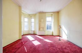 Cladire istorica, 175mp-5 camere, etaj 1,  1538Euro/ mp ,  zona Sinaia