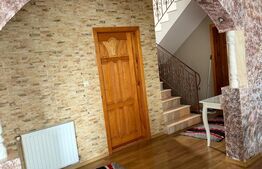 Vand casa in Darova 