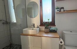 Casă individuală mobilată în stil scandinav, curte amenajată, 135 mp
