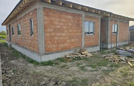 Duplex parter zona centrala Mosnita Noua