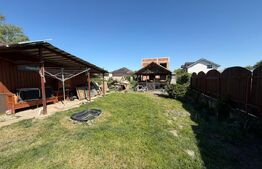 Casa individuala de vanzare Sanandrei zona centrala 156mp utili 655mp teren