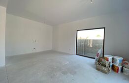 Duplex 5 camere, 130 mp utili teren 250 mp, separat prin cameră tehnică, Chișoda