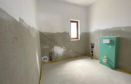 Duplex 5 camere, 130 mp utili teren 250 mp, separat prin cameră tehnică, Chișoda