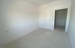 Duplex 5 camere, 130 mp utili teren 250 mp, separat prin cameră tehnică, Chișoda
