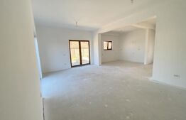 Duplex 5 camere, 130 mp utili teren 250 mp, separat prin cameră tehnică, Chișoda