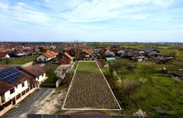 Teren intravilan, toate utilitatile, 680 mp, Sanmihaiu Roman