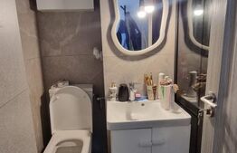 Apartament 3 camere, 52 mp, zona Sagului