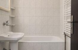Apartament 2 camere decomandat, 54 mp, etaj intermediar, zona Lipovei 