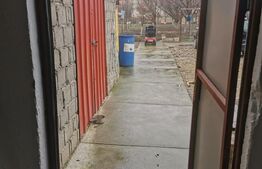 Casa de vanzare, 6 camere, 535 mp, zona Varias 