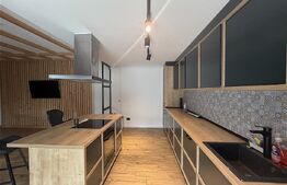 Apartament pe 2 Niveluri | Mansardă Birou | Bucătărie cu Insulă | Parcare