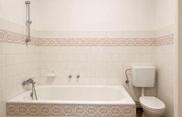 Casă cu 5 camere, 2 bucătării și 4 băi | 2 intrări | Freidorf