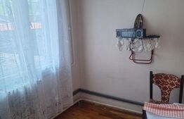 Casa 4 camere, 110 mp, zona Nadrag