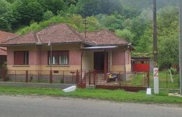 Casa 4 camere, 110 mp, zona Nadrag