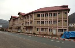 Spital de vanzare, 3000 mp, zona Nadrag