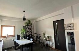 Apartament cu 2 camere, 55 mp, zona Soarelui