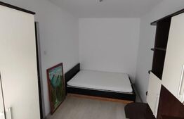 Apartament 3 camere, 40 mp, zona Sagului