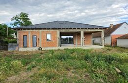 Casa individuală la roșu, un singur nivel, 5 camere | teren generos | Urseni