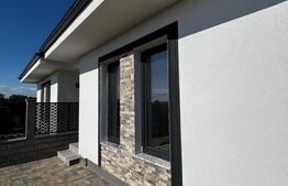 Duplex de vanzare, cu 3 camere, 79 mp,  Urseni