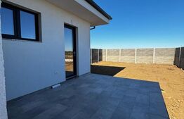 Duplex de vanzare, cu 3 camere, 79 mp,  Urseni