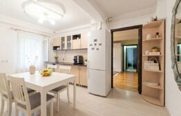 Apartament 3 camere, 67 mp, 2 bai, etaj 2, zona Lipovei 