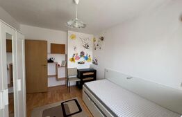 Apartament cu 3 camere, 60 mp + 4 mp balcon, zona Aradului