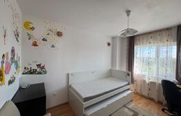 Apartament cu 3 camere, 60 mp + 4 mp balcon, zona Aradului