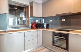 Apartament cu 3 camere, 80 mp, 2 băi, terasă 11 mp, zona Centrala