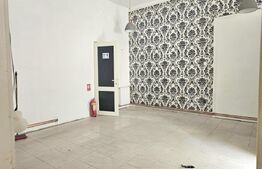 Spatiu comercial, 50 mp, parter inalt, zona Sinaia