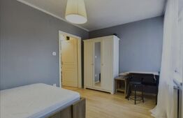 Apartament cu 2 camere, 50 mp+ 2 balcon, zona Centrala