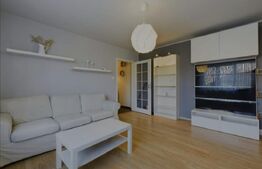 Apartament cu 2 camere, 50 mp+ 2 balcon, zona Centrala