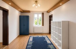 Casa 6 camere, 200mp, zona Olimpia-Stadion