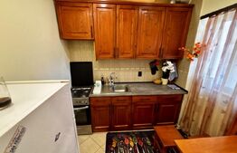 Apartament ultracentral, 2 camere decomandate, parcare privată, centrală proprie