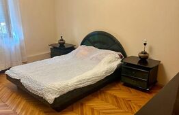 Apartament 3 camere la casă, mobilat, cu terasă și parcare în curte