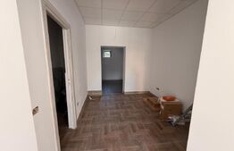 Spațiu comercial de închiriat SAD, 68 mp, 750 €/lună, Calea Cetății