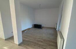Casa 5 camere, 168 mp, teren 1000 mp, front 25 m, zona Sag