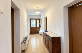 Casa de vanzare, 177 mp, zona Ghiroda