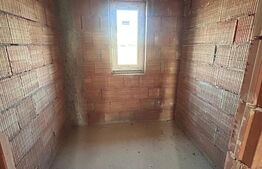 Casa individuala, 95 mp, 804 mp teren, zona Pischia