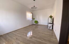 Casa Individuala, 100 mp, 700 mp teren, zona Mosnita Noua