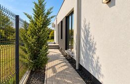 Casa pe parter, 81 mp, 300 mp teren, zona Dumbravita