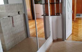 Apartament 3 camere, 80 mp, zona Sagului