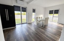 Apartament cu 3 camere, 70 mp, zona Ghiroda