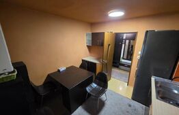 Apartament cu 3 camere, 72.8 mp, zona 